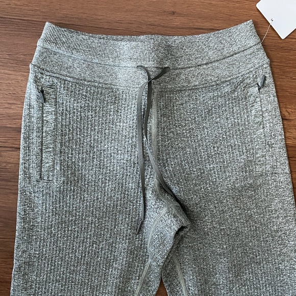 Lululemon Engineered Warmth Jogger - Picture 3 of 5